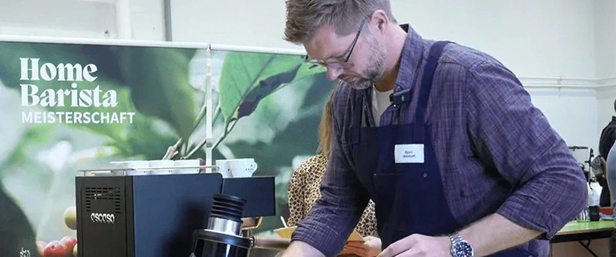 Unser Barista Björn von Beans and Friends konzentriert bei der Meisterschaft der Kaffeemacher.